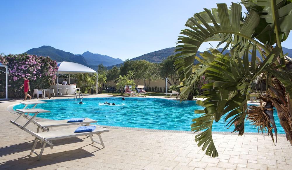 Hotel San Teodoro Hotel 4*