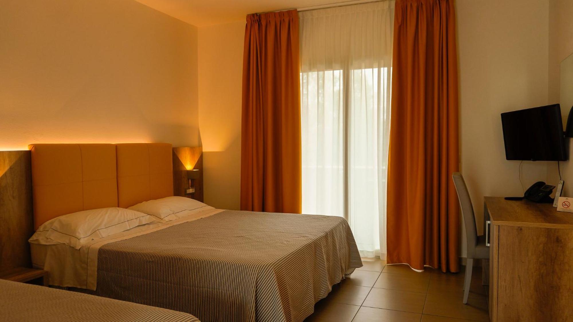 Hotel San Teodoro Hotel 4*